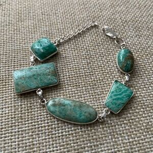 Elegant Silver and Green Amazonite Bracelet